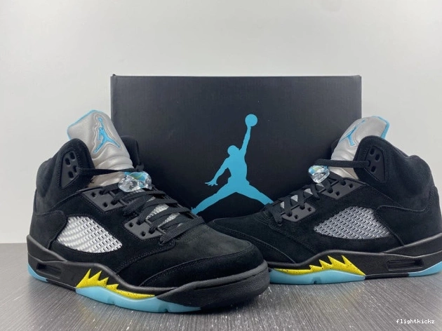 5 DD0587-047 Jordan Aqua Air 0917